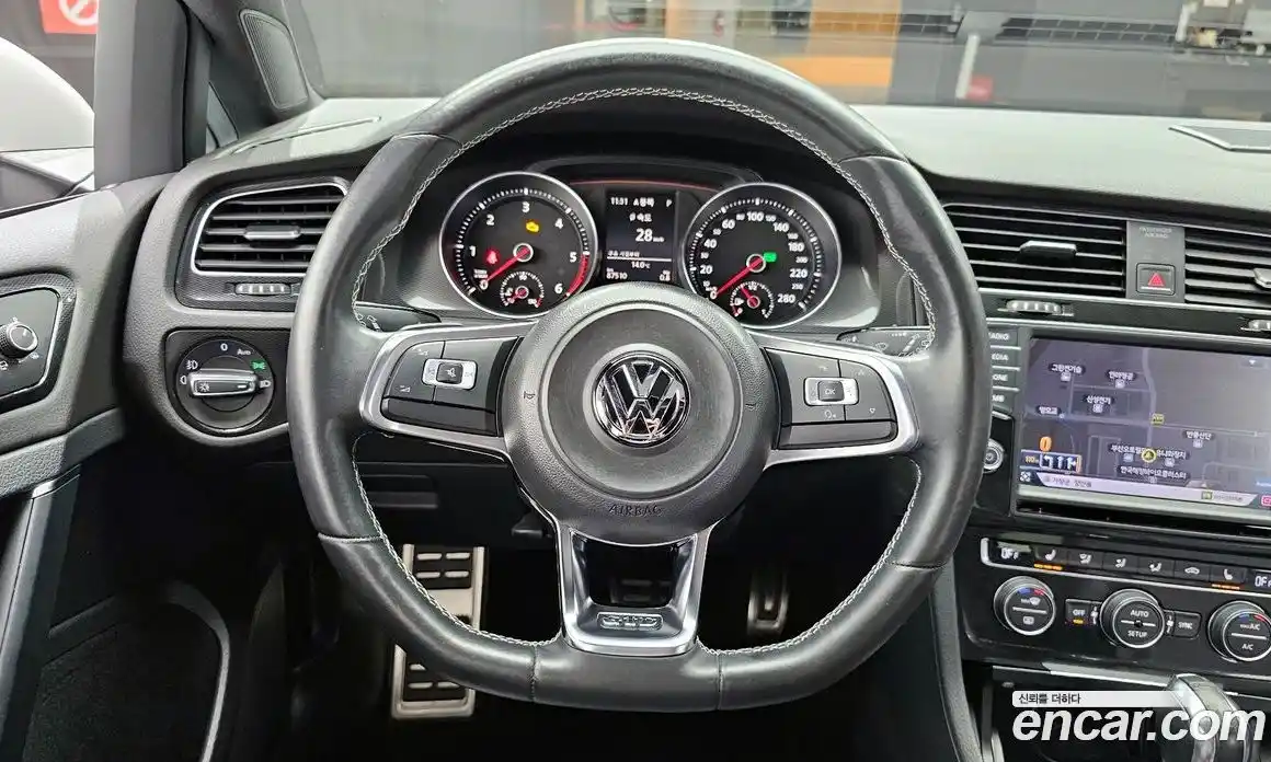 Volkswagen Golf 2014 2.0 Автомат в Москве № 209813, фото 16