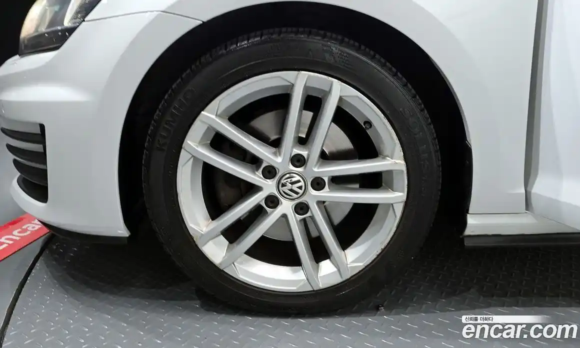 Volkswagen Golf 2014 2.0 Автомат в Москве № 209813, фото 20