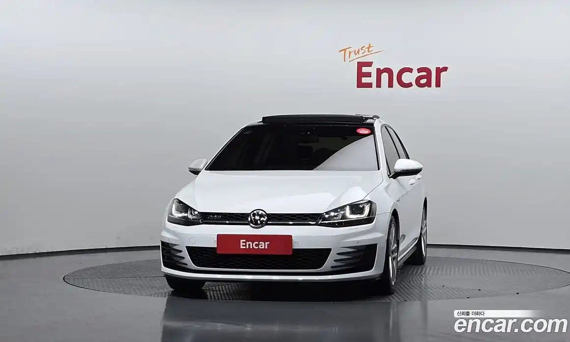 Volkswagen Golf 2014 2.0 Автомат в Москве № 209813, фото 3