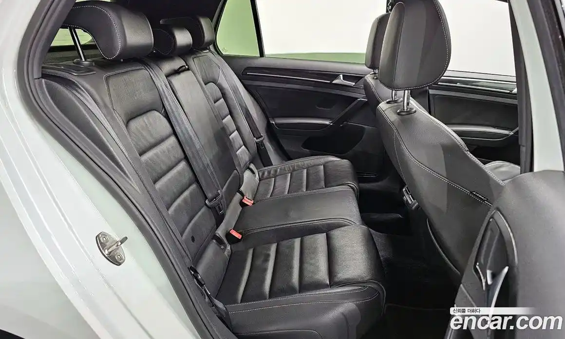 Volkswagen Golf 2014 2.0 Автомат в Москве № 209813, фото 7