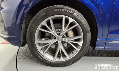 Audi Q8 2021 3.0 Автомат в Москве № 212577, миниатюра 12