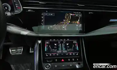 Audi Q8 2021 3.0 Автомат в Москве № 212577, миниатюра 7