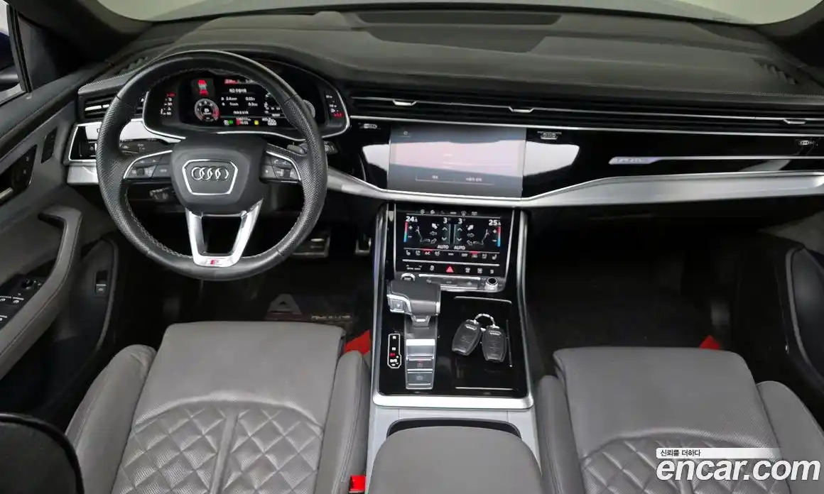 Audi Q8 2021 3.0 Автомат в Москве № 212577, фото 10