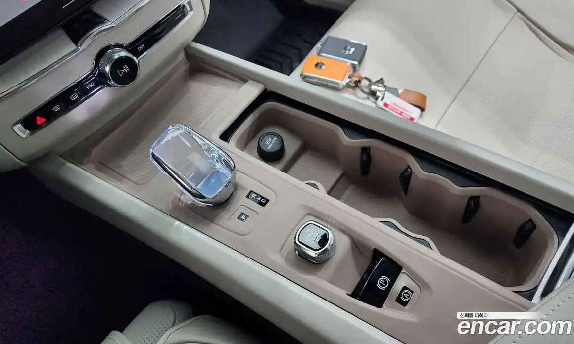 Volvo XC60 2026 2.0 Автомат в Москве № 212771, фото 18