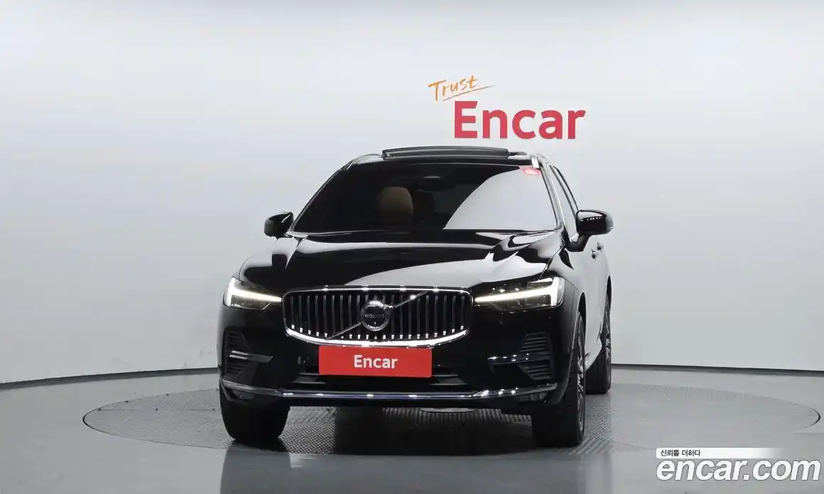 Volvo XC60 2022 2.0 Автомат в Москве № 212849, фото 6