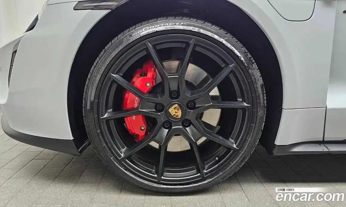 Porsche Taycan 2023 0.1 Автомат в Москве № 213137, фото 11