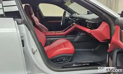 Porsche Taycan 2023 0.1 Автомат в Москве № 213137, миниатюра 9