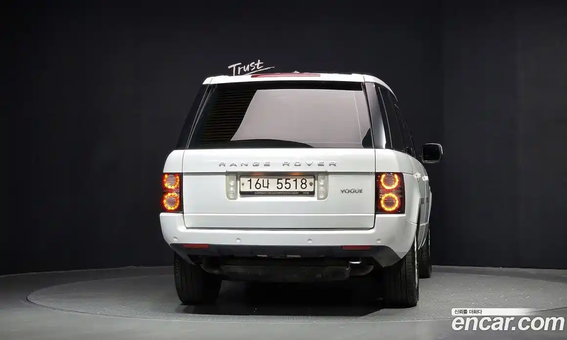 Land Rover Range-Rover 2012 5.0 Автомат в Москве № 213557, фото 17