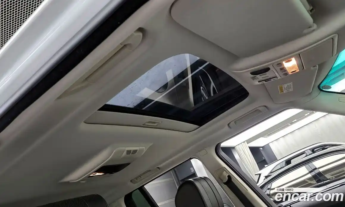 Land Rover Range-Rover 2012 5.0 Автомат в Москве № 213557, фото 20