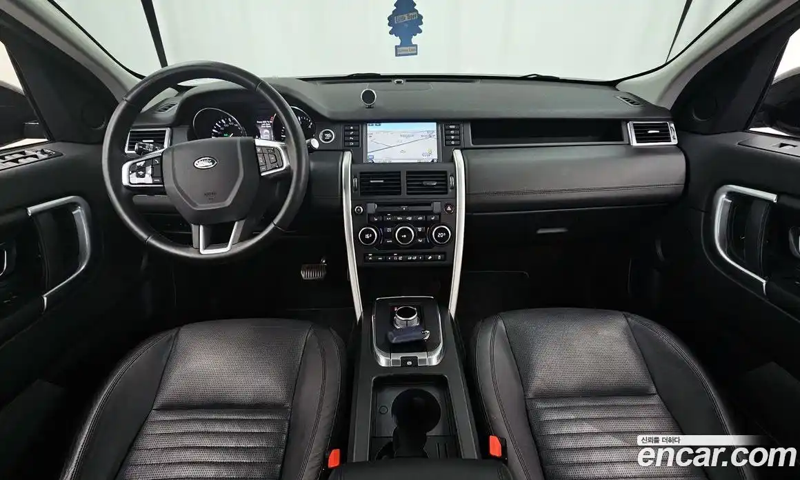 Land Rover Discovery Sport 2016 2.0 Автомат в Москве № 213573, фото 13