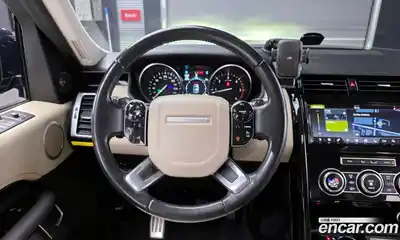 Land Rover Discovery 2019 2.0 Автомат в Москве № 213690, миниатюра 12