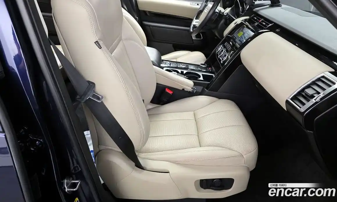 Land Rover Discovery 2019 2.0 Автомат в Москве № 213690, фото 4