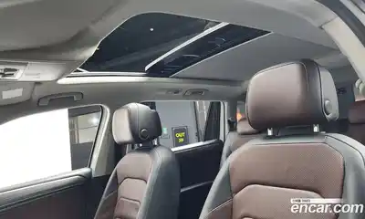 Volkswagen Tiguan 2023 2.0 Автомат в Москве № 215083, миниатюра 2