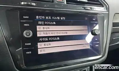 Volkswagen Tiguan 2018 2.0 Автомат в Москве № 215148, миниатюра 9