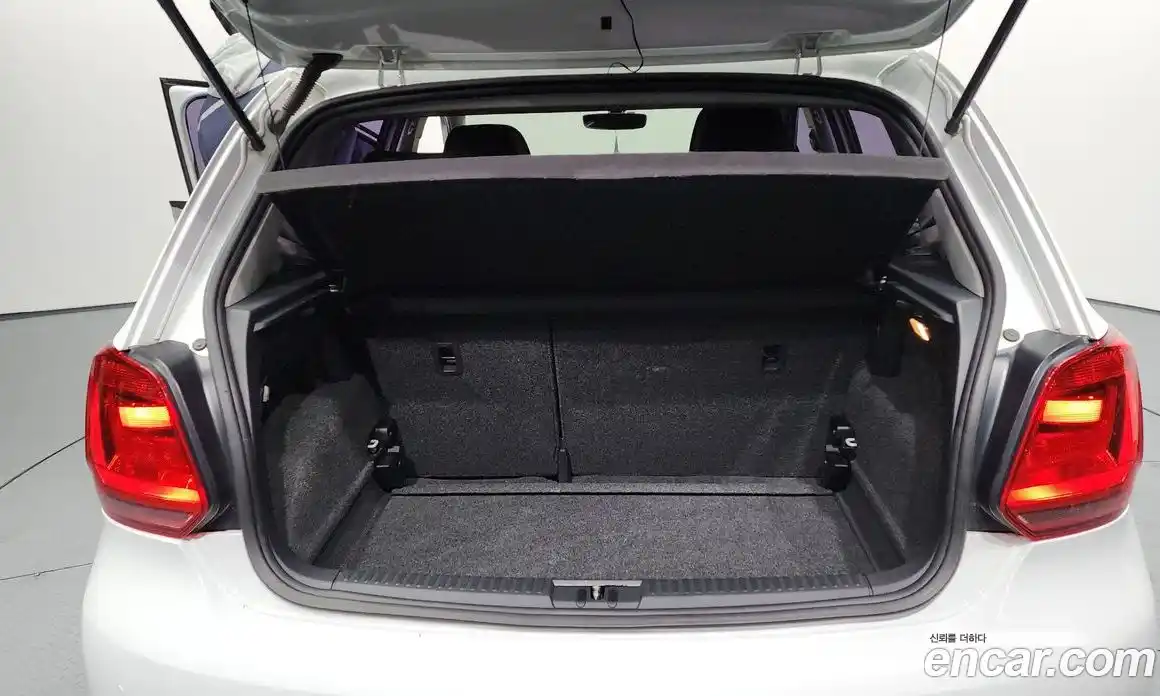 Volkswagen Polo 2015 1.4 Автомат в Москве № 215206, фото 13