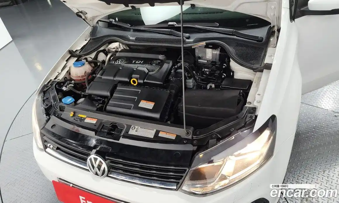 Volkswagen Polo 2015 1.4 Автомат в Москве № 215206, фото 17