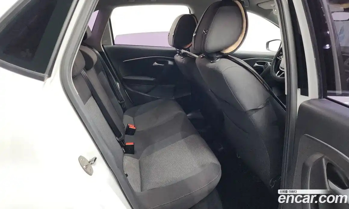 Volkswagen Polo 2015 1.4 Автомат в Москве № 215206, фото 9