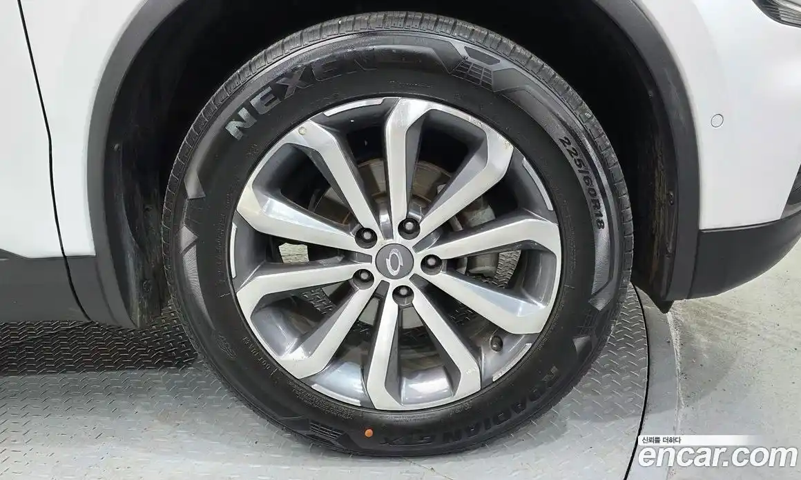 Renault QM6 2020 2.0 Автомат в Москве № 222536, фото 7