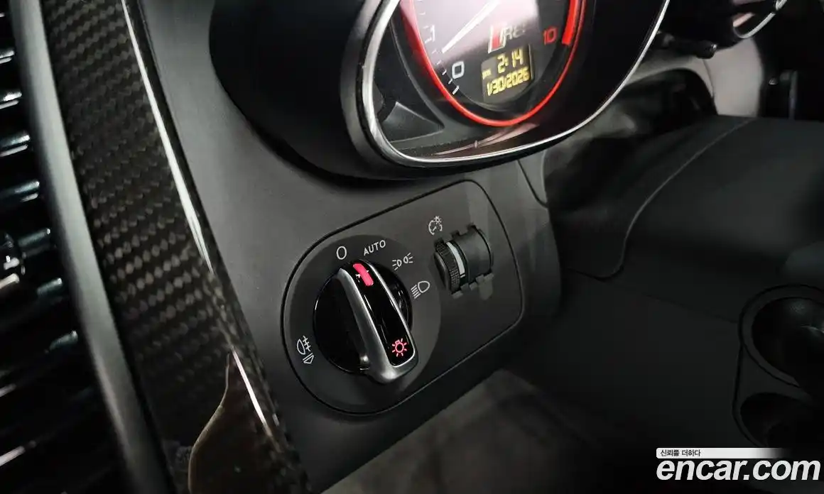 Audi R8 2015 5.2 Автомат в Москве № 223445, фото 14