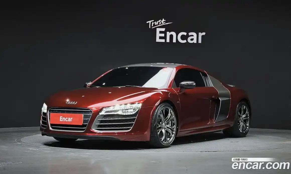 Audi R8 2015 5.2 Автомат в Москве № 223445, фото 15