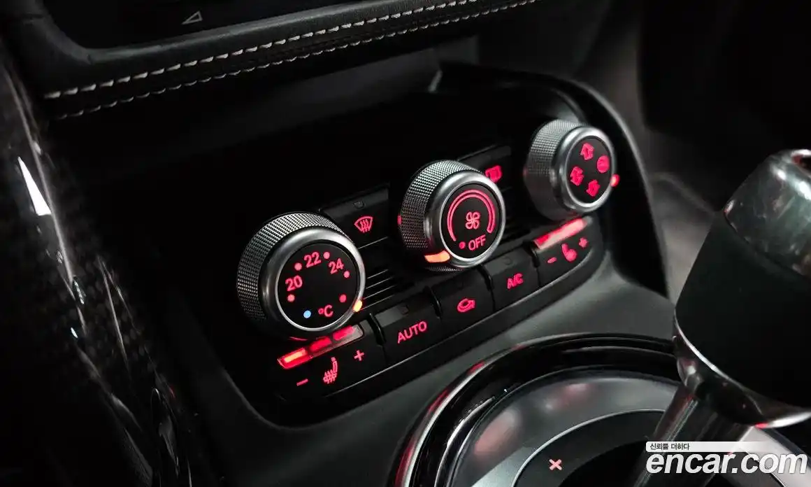 Audi R8 2015 5.2 Автомат в Москве № 223445, фото 3