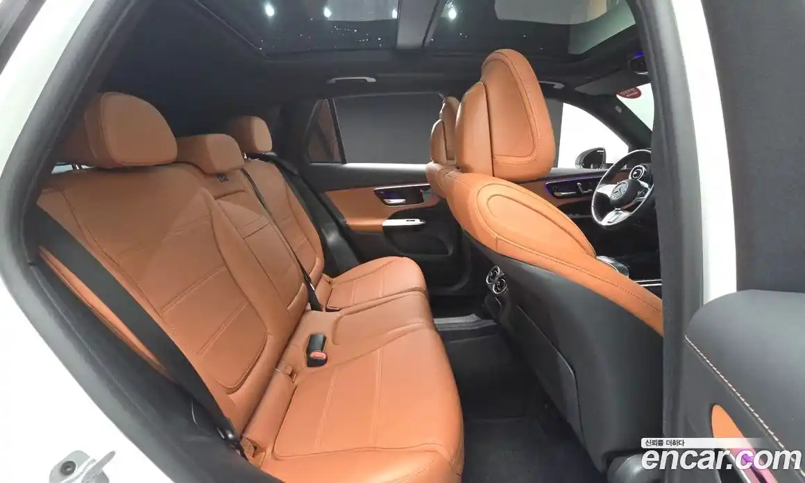 Mercedes-Benz GLC-Class 2024 2.0 Автомат в Москве № 223459, фото 2