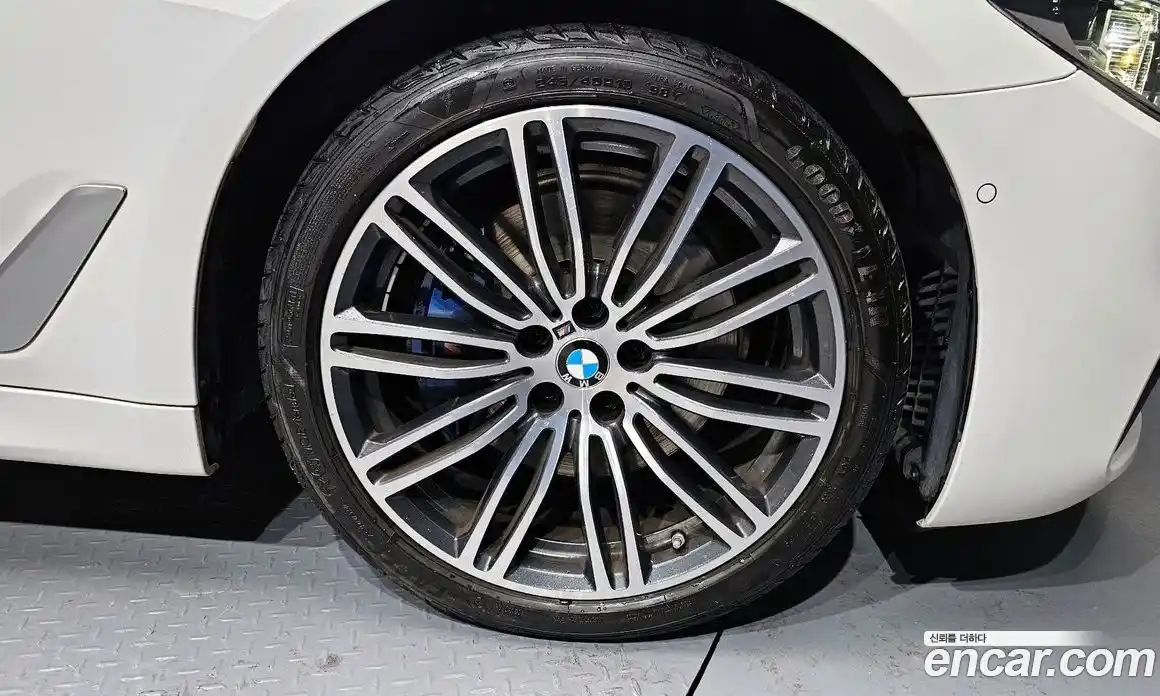 BMW 5-Series 2019 2.0 Автомат в Москве № 228258, фото 16