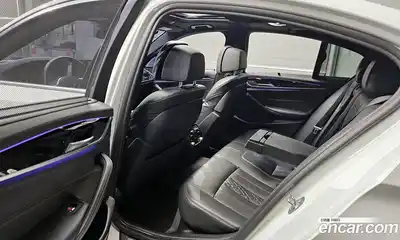 BMW 5-Series 2019 2.0 Автомат в Москве № 228258, миниатюра 4