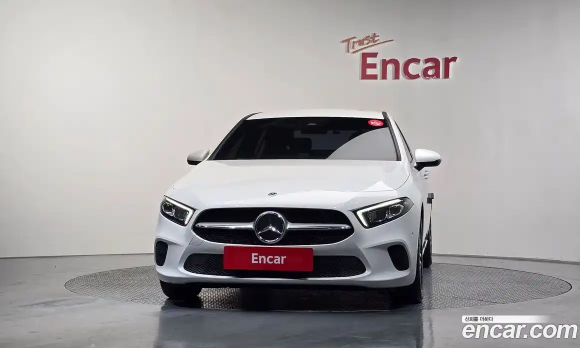 Mercedes-Benz A-Class 2022 2.0 Автомат в Москве № 229414, фото 11