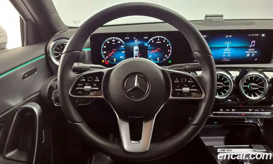 Mercedes-Benz A-Class 2022 2.0 Автомат в Москве № 229414, фото 20