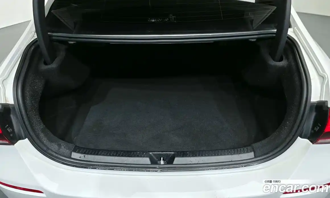 Mercedes-Benz A-Class 2022 2.0 Автомат в Москве № 229414, фото 7