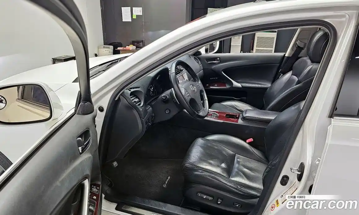 Lexus IS 2008 2.5 Автомат в Москве № 231991, фото 20