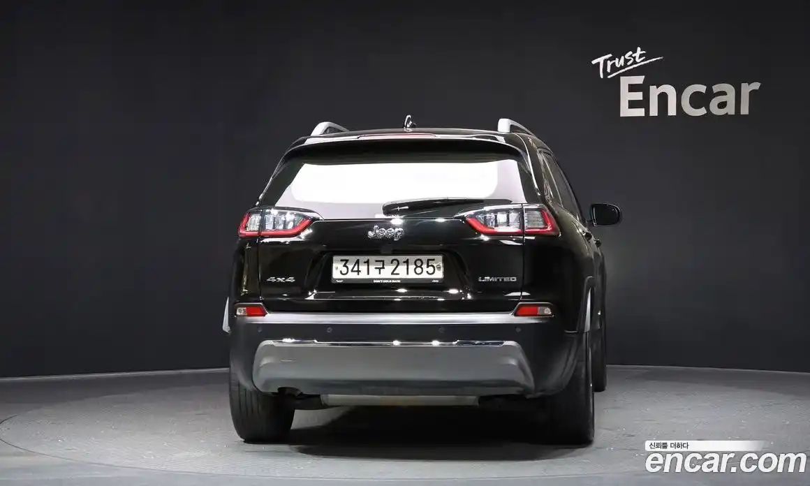 Jeep Cherokee 2020 2.4 Автомат в Москве № 232720, фото 15