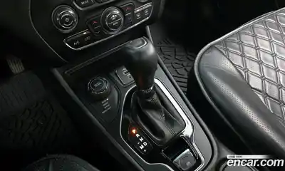 Jeep Cherokee 2020 2.4 Автомат в Москве № 232720, миниатюра 3