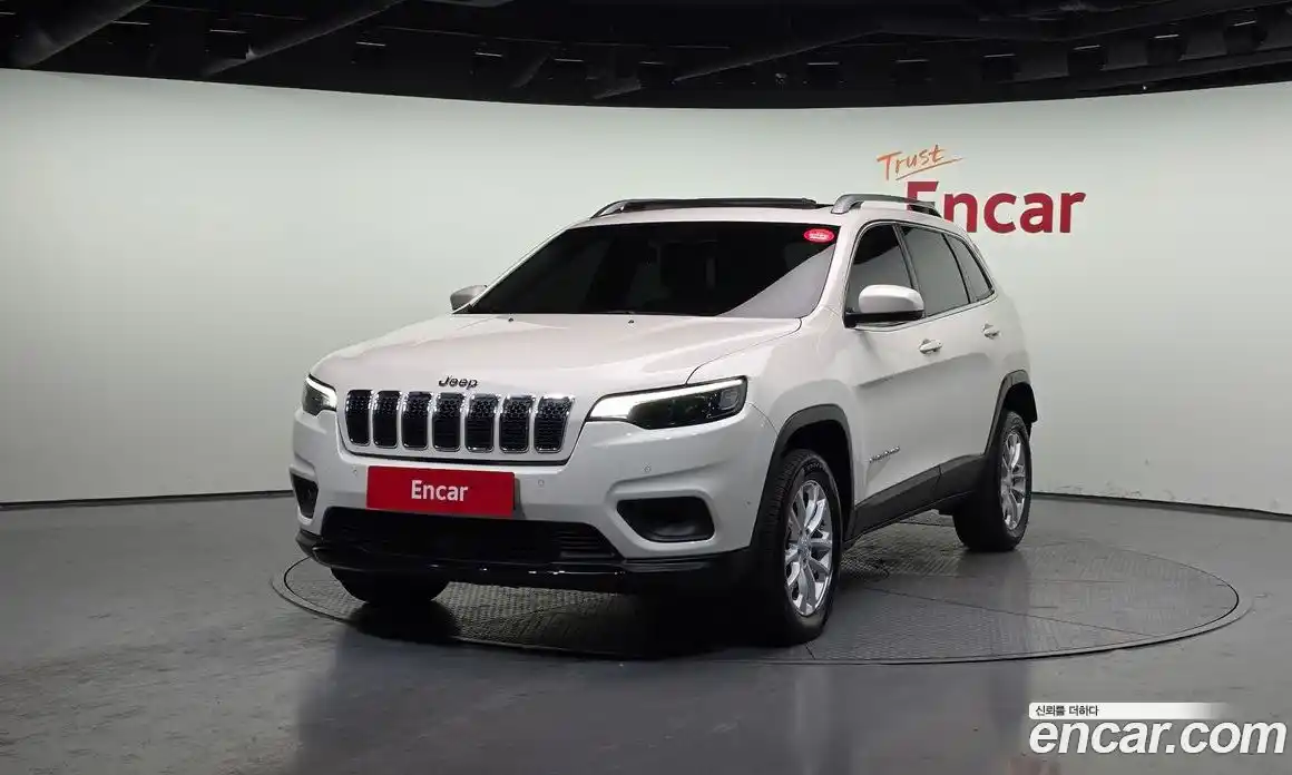 Jeep Cherokee 2019 2.4 Автомат в Москве № 232750, фото 12
