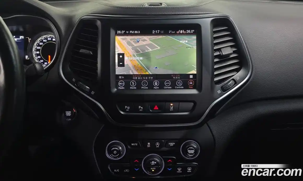 Jeep Cherokee 2019 2.4 Автомат в Москве № 232750, фото 13