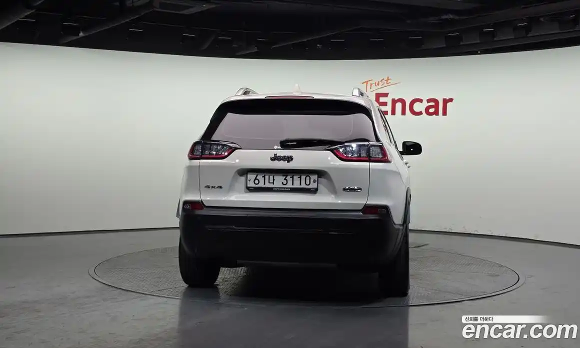 Jeep Cherokee 2019 2.4 Автомат в Москве № 232750, фото 16