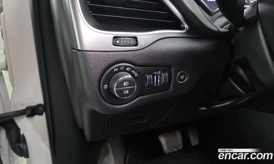 Jeep Cherokee 2019 2.4 Автомат в Москве № 232750, фото 17