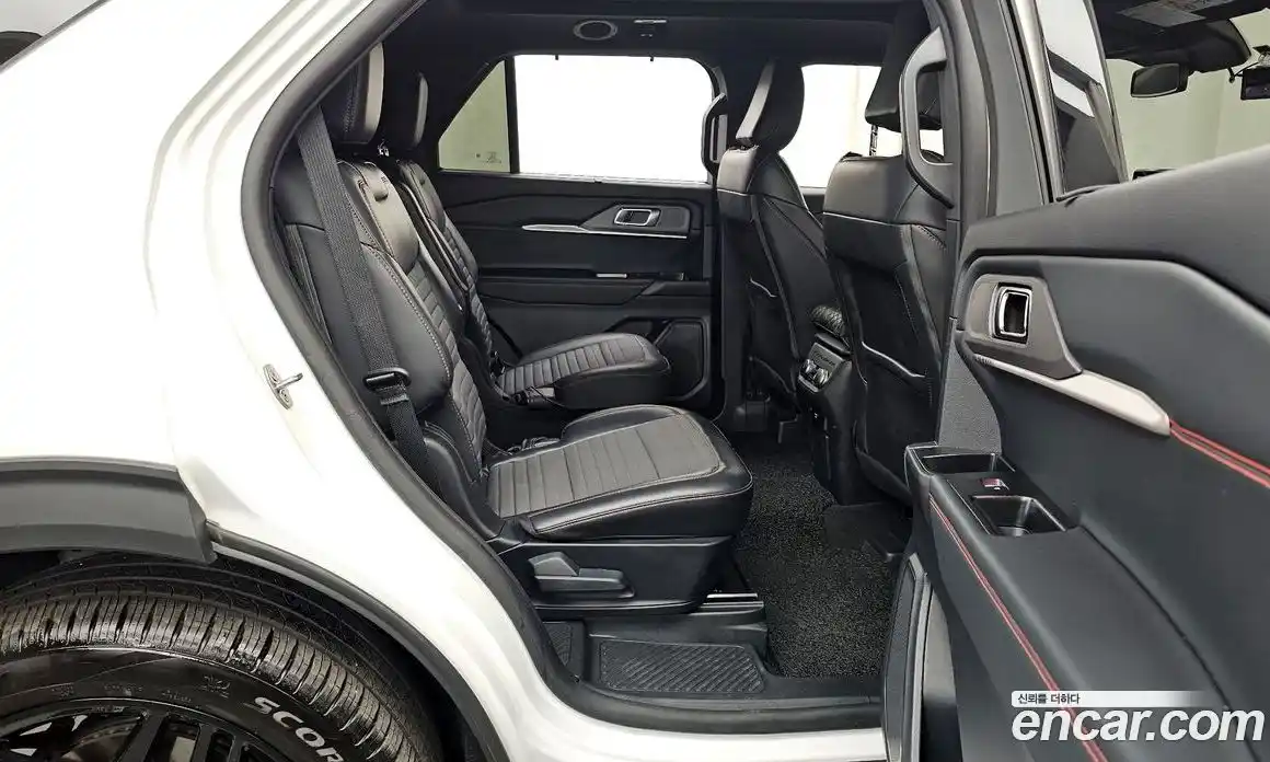 Ford Explorer 2025 2.3 Автомат в Москве № 233033, фото 17