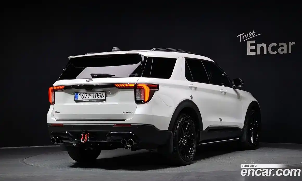 Ford Explorer 2025 2.3 Автомат в Москве № 233033, фото 9