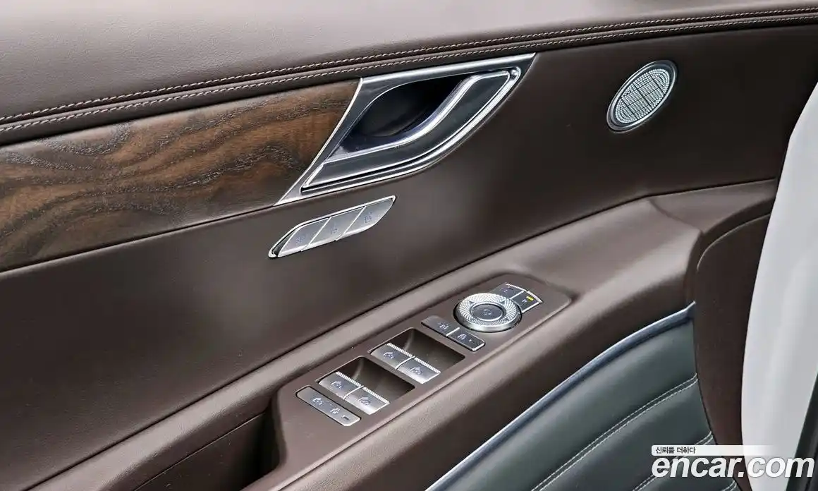 Genesis GV80 2023 2.5 Автомат в Москве № 24245, фото 11