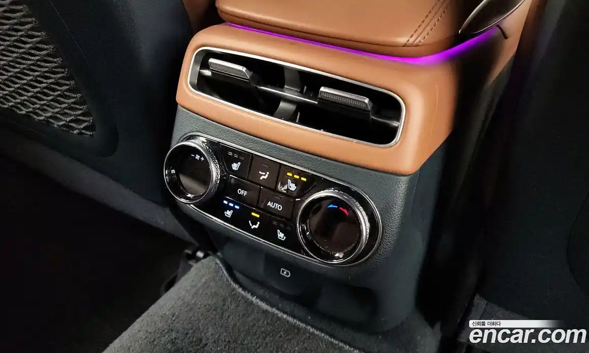 Genesis GV70 2021 2.5 Автомат в Москве № 24718, фото 16