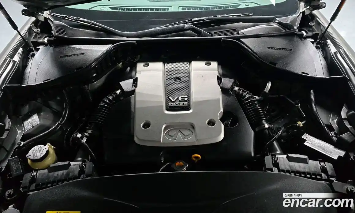 Infiniti M 2011 3.7 Автомат в Москве № 251000, фото 3