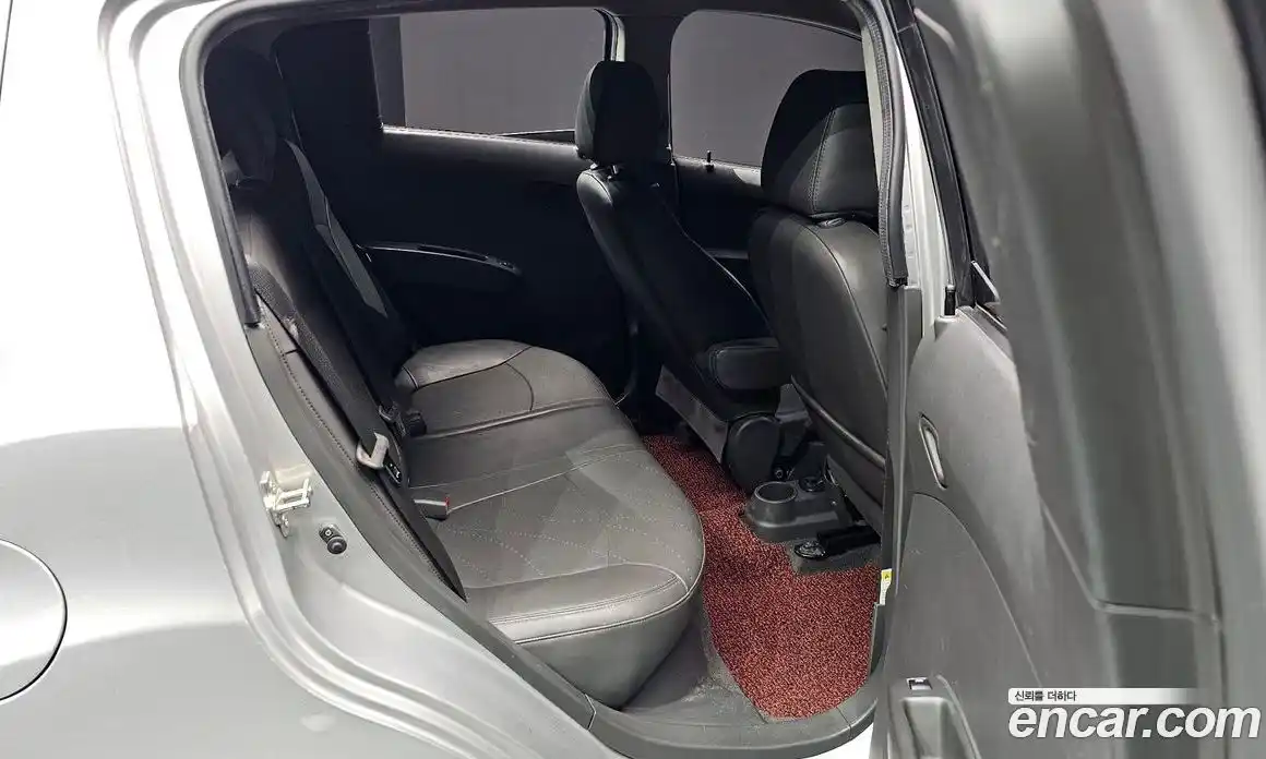 Chevrolet Spark 2014 1.0 Автомат в Москве № 25156, фото 17