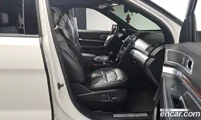 Ford Explorer 2018 2.3 Автомат в Москве № 255705, миниатюра 5