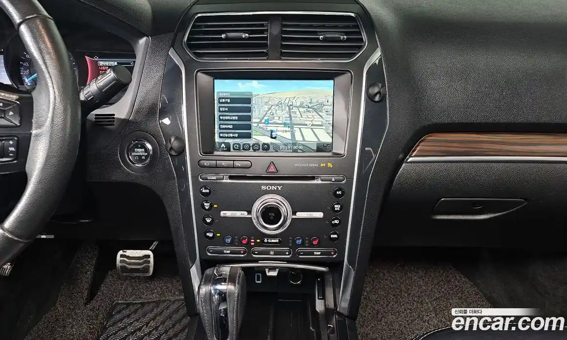 Ford Explorer 2018 2.3 Автомат в Москве № 255705, фото 9