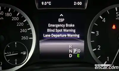 Infiniti Q30 2017 2.0 Автомат в Москве № 256143, миниатюра 5