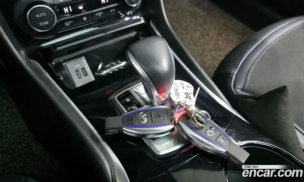 Infiniti Q30 2017 2.0 Автомат в Москве № 256143, фото 7