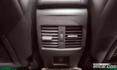 Infiniti Q30 2017 2.0 Автомат в Москве № 256143, миниатюра 8