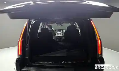 Cadillac Escalade 2020 6.2 Автомат в Москве № 256428, миниатюра 11